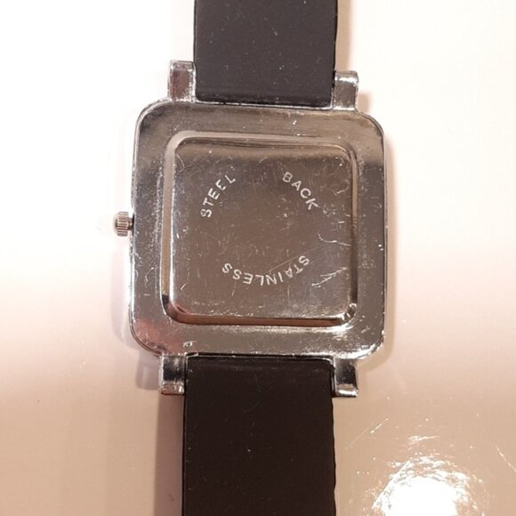 3/$20 NOUVEAU Quartz Wrist Watch Rhinestone Square Dial Adjustable Silicone Band - Picture 9 of 9